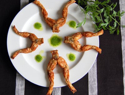 Learn About The Origin Of Frogs' Legs As French National Delicacy 